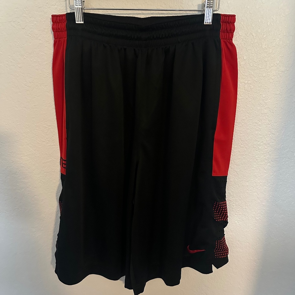 Nike ELITE Basketball Shorts  Men’s size 2 XL~Dri Fit